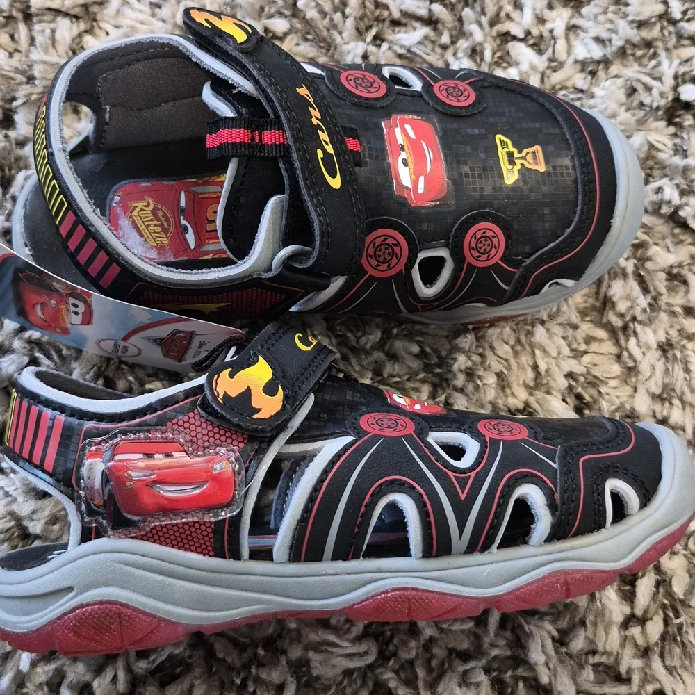 🎃 Disney Cars Kids Size 11 Light-Up Sandals